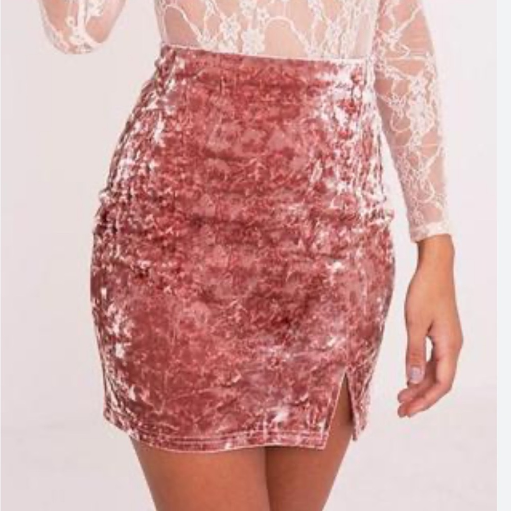 Candie’s NWT Velvet Mini Skirt Rose Smoke Bodycon Size M